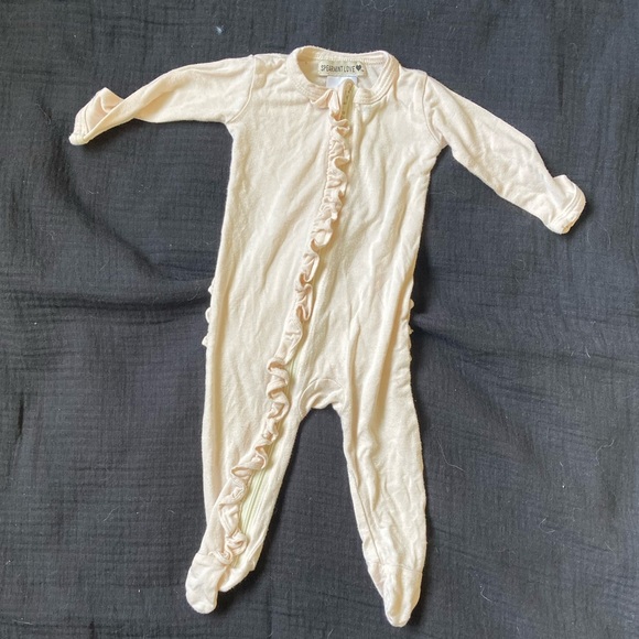 newborn ruffle sleeper